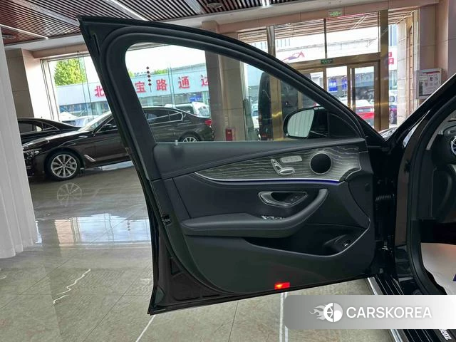 Mercedes-Benz E-class id 4257037 из Китая 12
