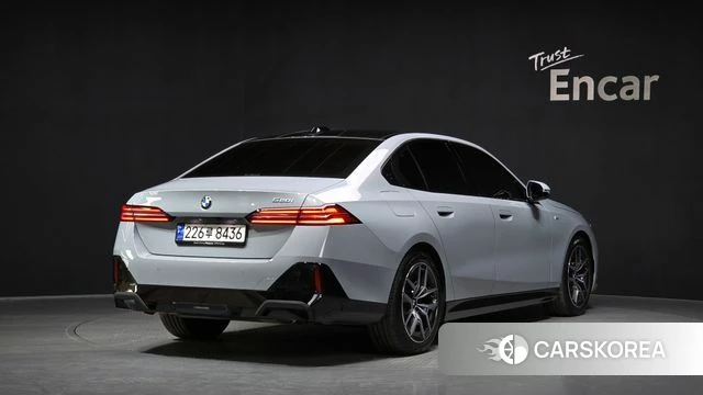 BMW 5 Series (G60) id 3909543 из Кореи 12