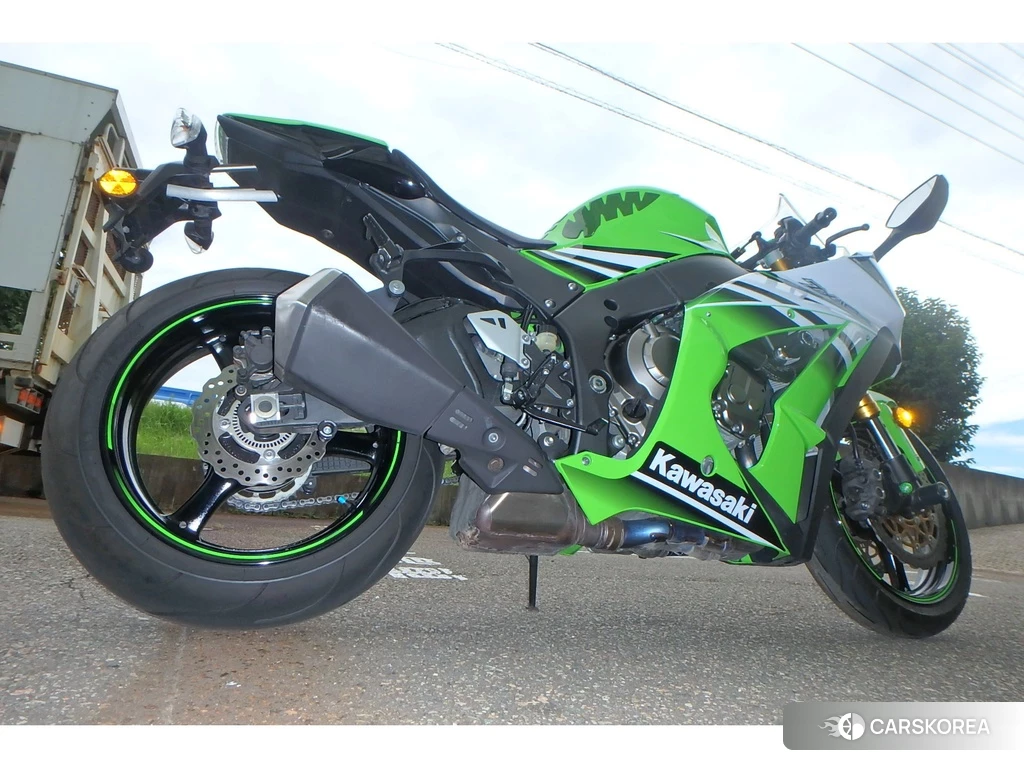Проданный Kawasaki ZX-10R NINJA 2017 из Японии, фото 2