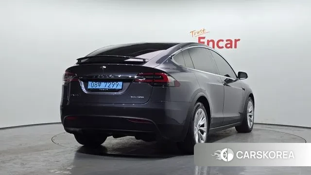 Tesla Model X id 3641318 из Кореи 12