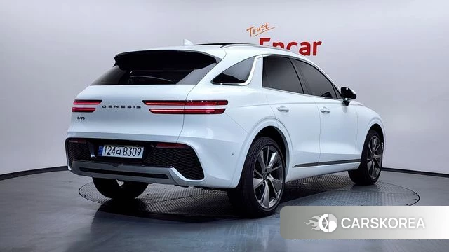 Genesis GV70 id 3941716 из Кореи 12