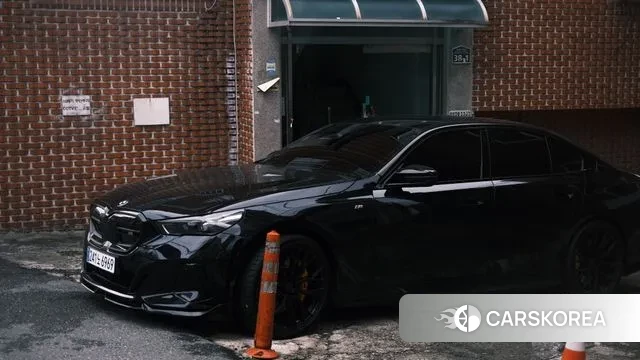 BMW 5 Series (G60) id 3217608 из Кореи 12