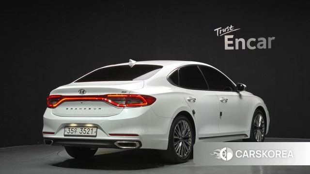 Hyundai Grandeur IG id 4424795 из Кореи 12