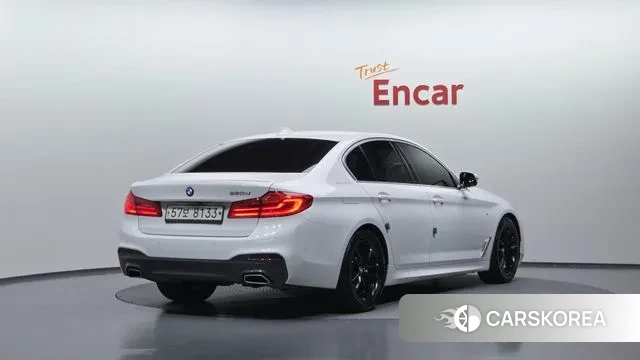 BMW 5 Series (G30) id 3307940 из Кореи 12