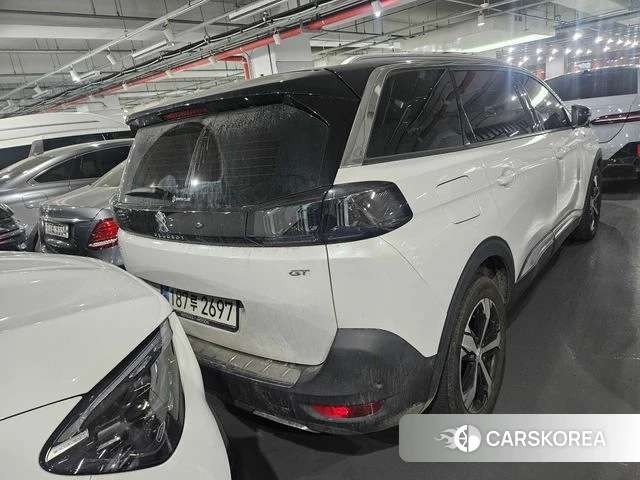 Peugeot 5008 second generation 2022 Белый из Кореи, фото 2