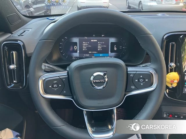 Volvo C40 Richards 2024 Черный из Кореи, фото 2