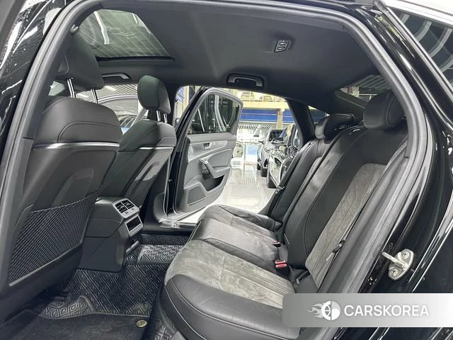 Audi A6L id 4300218 из Китая 9