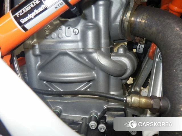 Engine photo