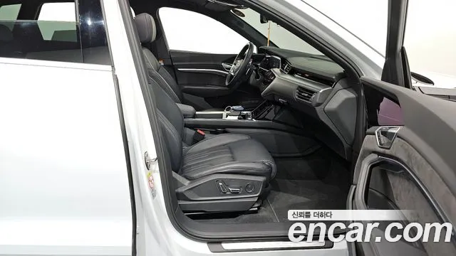 Audi e-Tron id 2678278 из Кореи 12