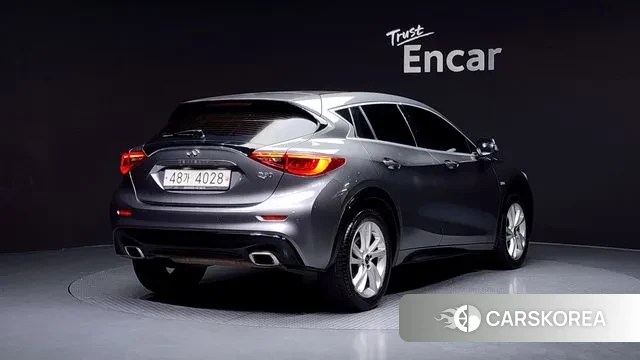Infiniti Q30 id 3526065 из Кореи 12