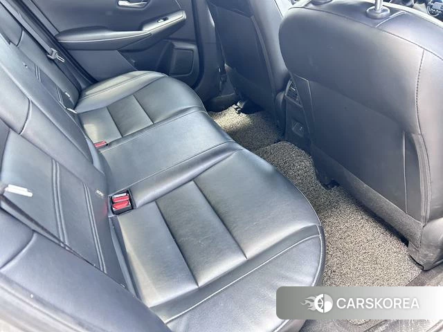 Nissan Xuan Yi 2024 Серебристо-серый из Китая, фото 6