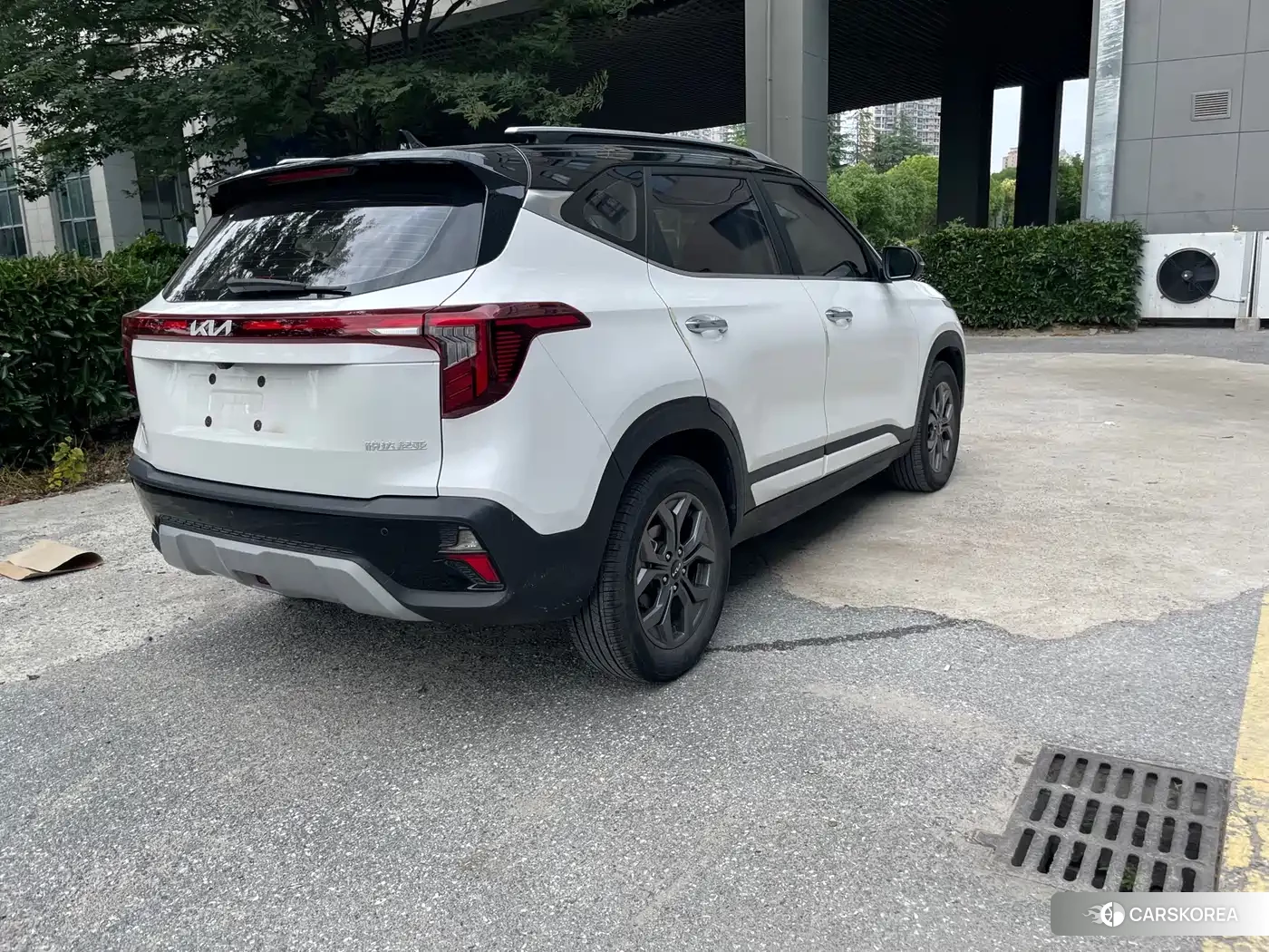 Kia Seltos 2023 Белый из Китая, фото 4
