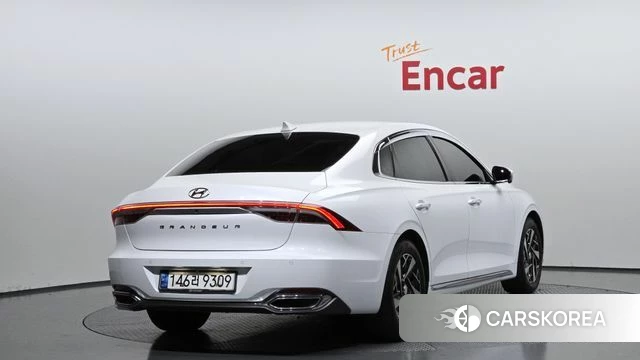 Hyundai The New Grandeur IG Hybrid id 4350779 из Кореи 12