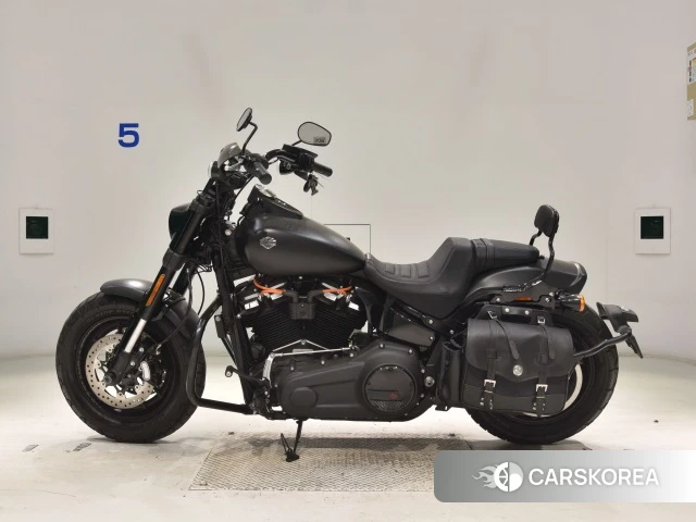 Harley-Davidson Softail Fat Bob FXFBS1868 2018 из Японии, фото 2
