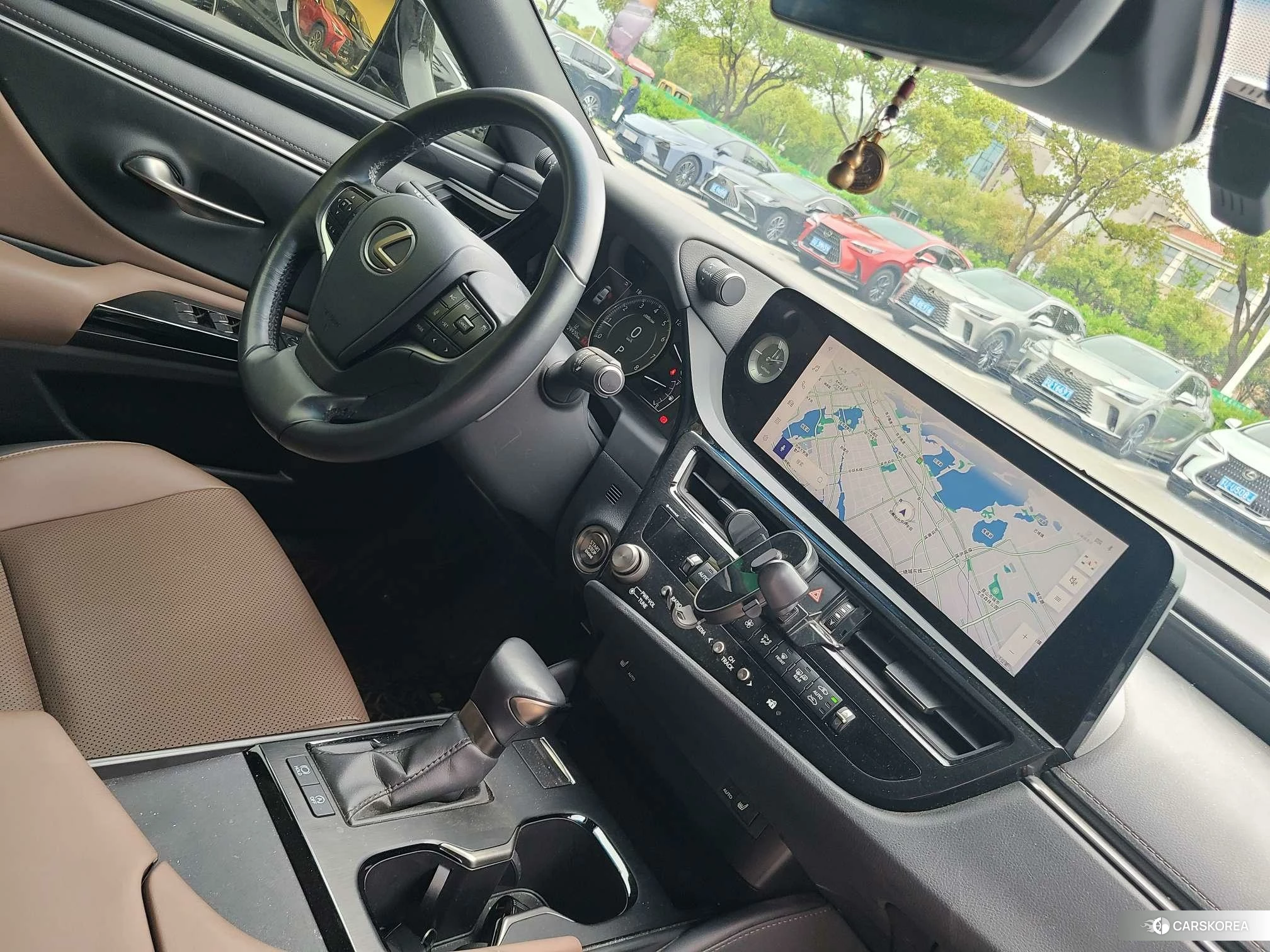 Lexus ES 2022 Серебристо-серый из Китая, фото 4