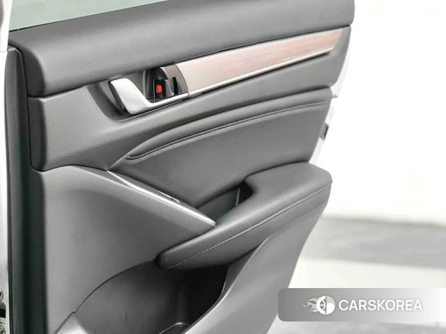 Honda Accord id 4300122 из Китая 12