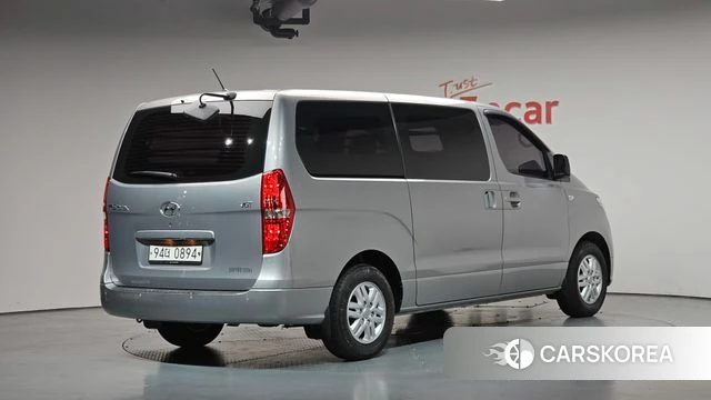 Hyundai The New Grand Starex id 4285931 из Кореи 12