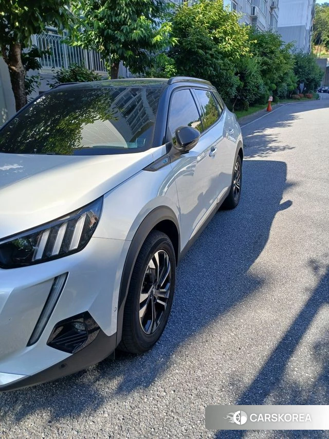 Peugeot e-2008 second generation 2021 Белый из Кореи, фото 2