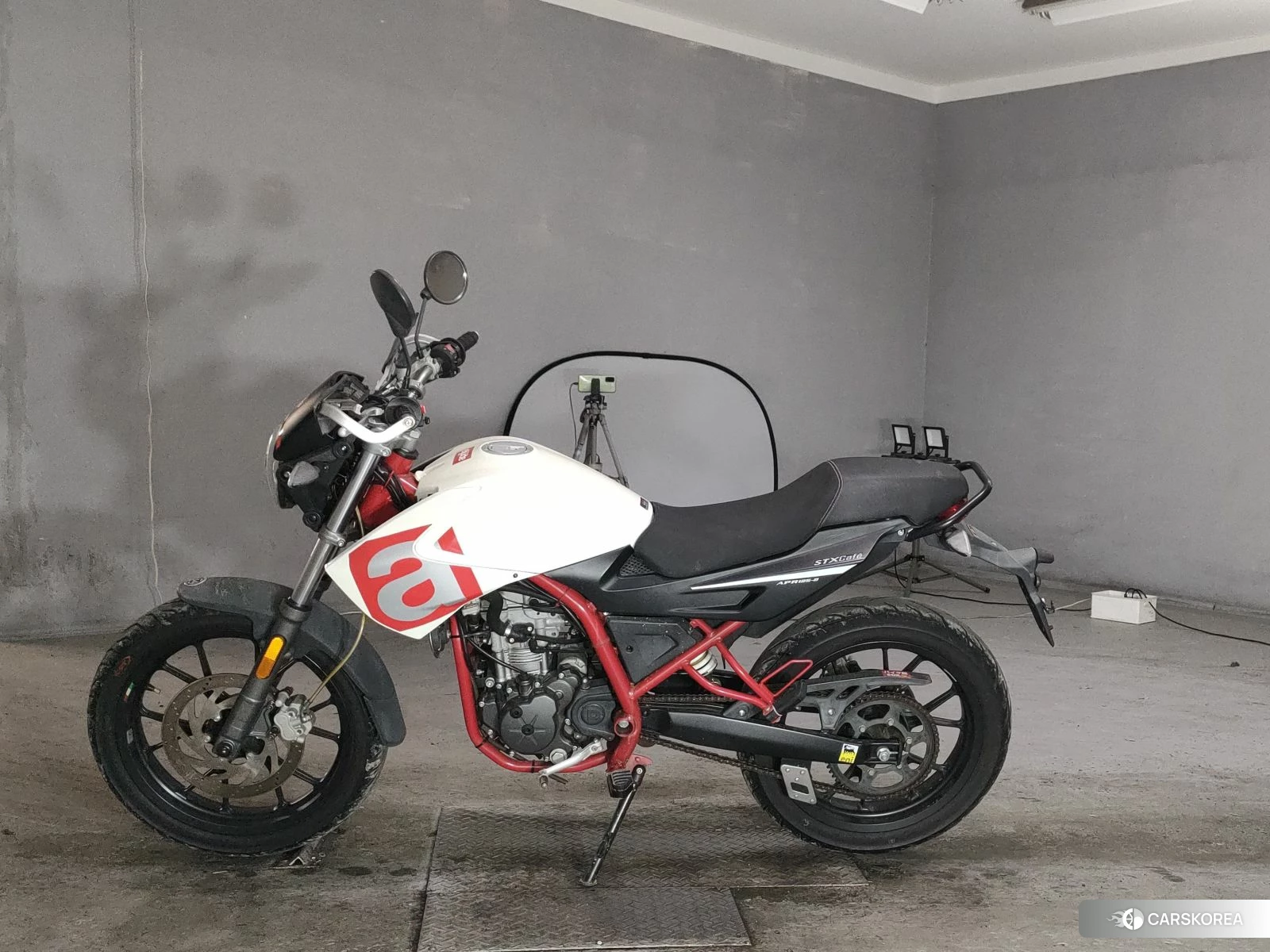 Aprilia STX125 CAFE 2016 из Японии
