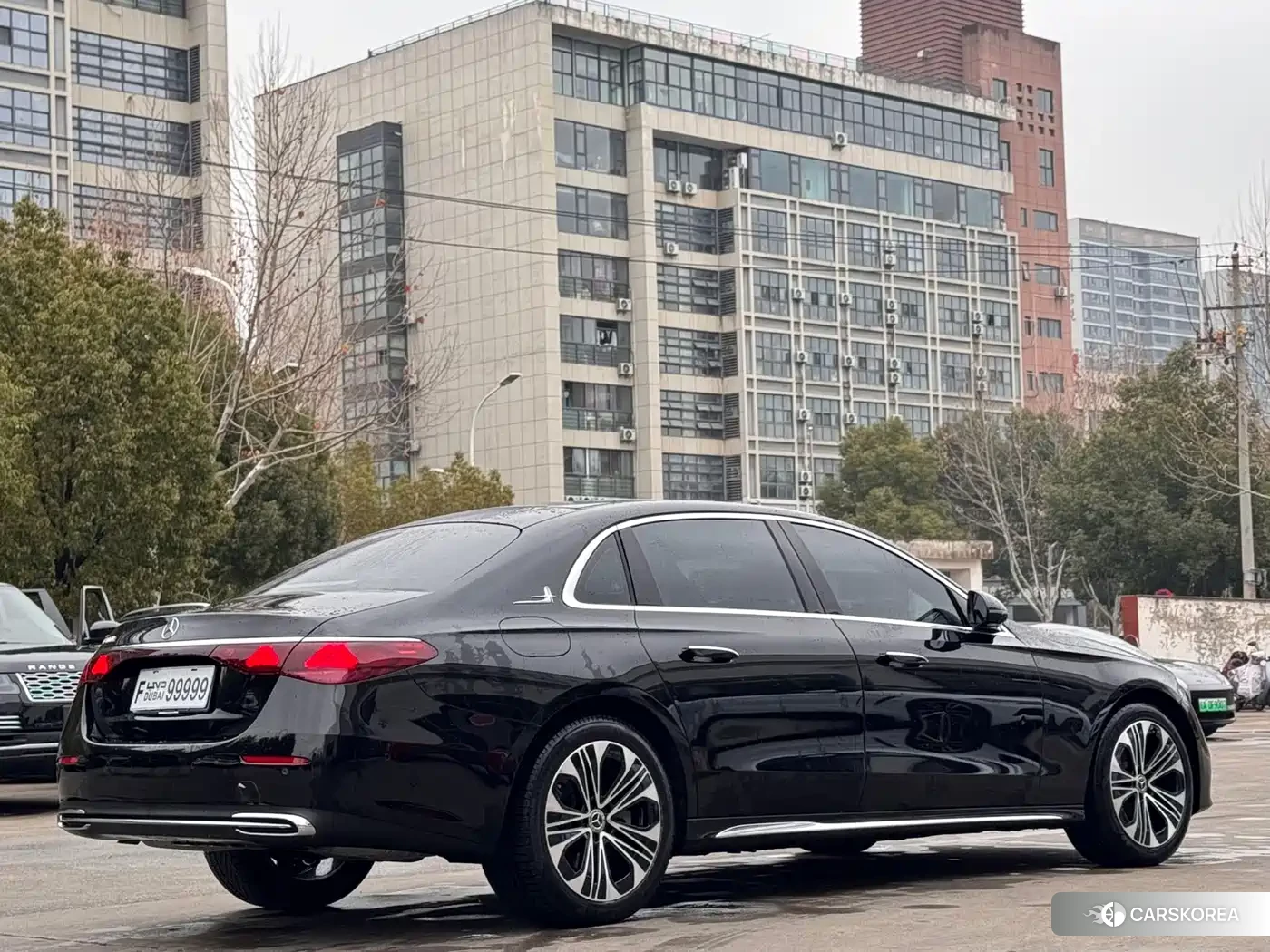 Mercedes-Benz E-Class 2025 Черный из Китая, фото 2