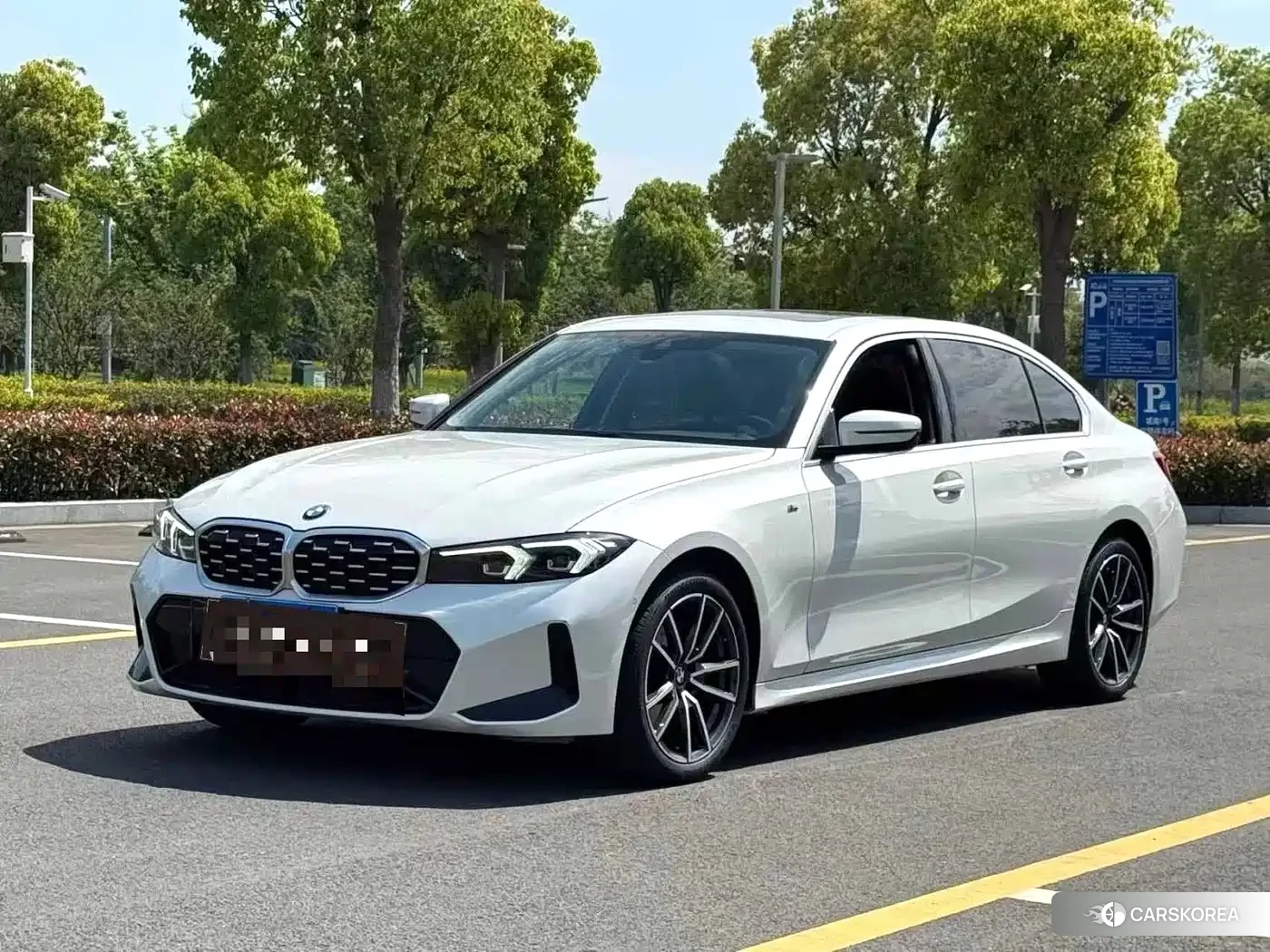 BMW 3 series 2024 Белый из Китая, фото 2