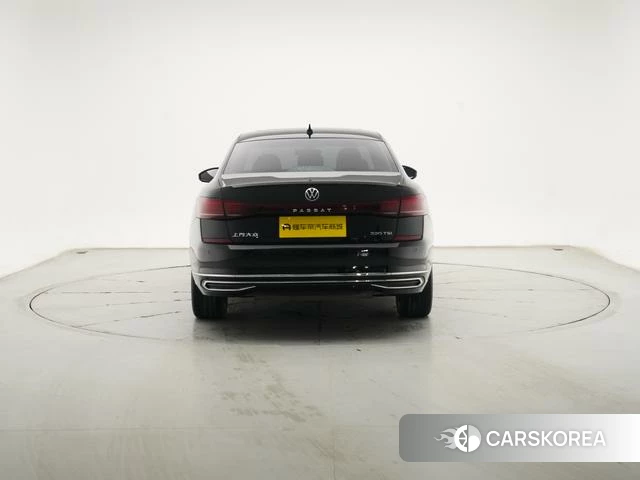 Volkswagen Passat id 4258660 из Китая 12