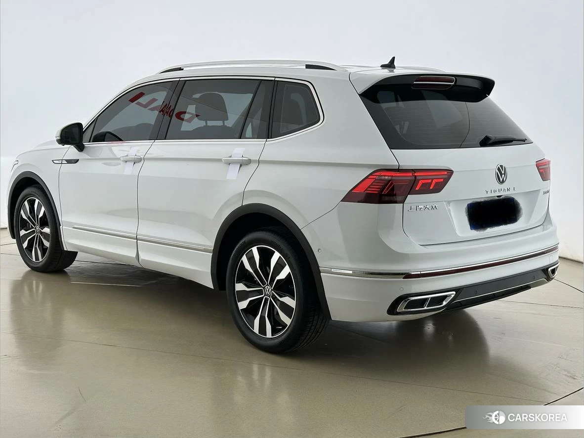 Volkswagen Tiguan L 2021 Белый из Китая, фото 2