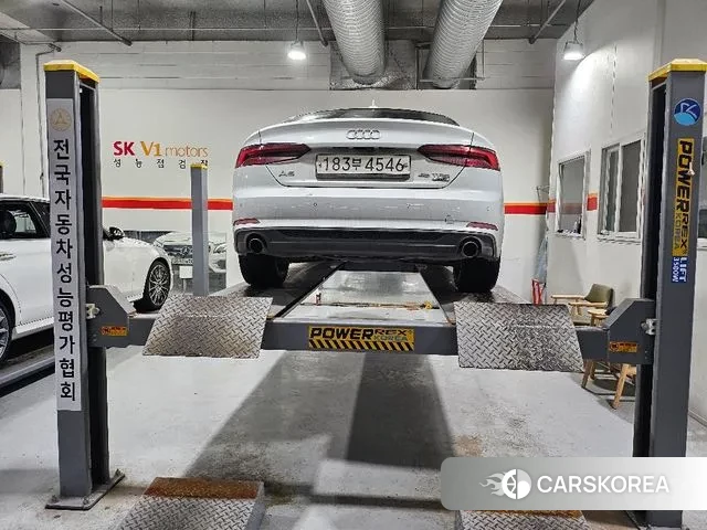 Audi A5 (F5) 2019 Белый из Кореи, фото 2