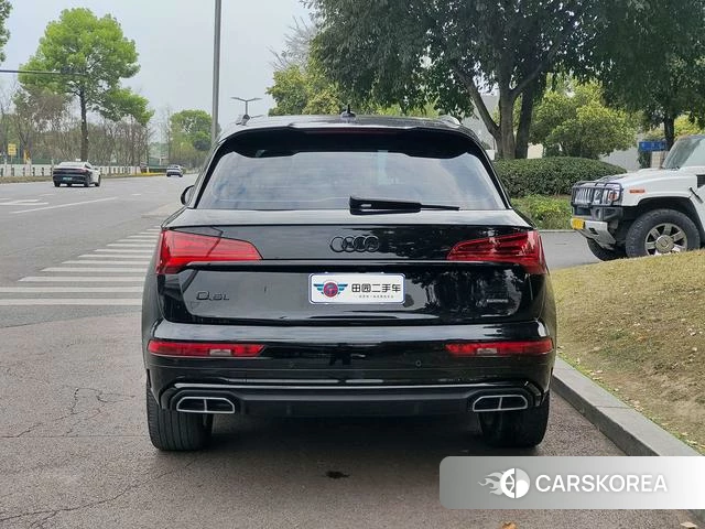 Audi Q5L 2023 Черный из Китая, фото 2