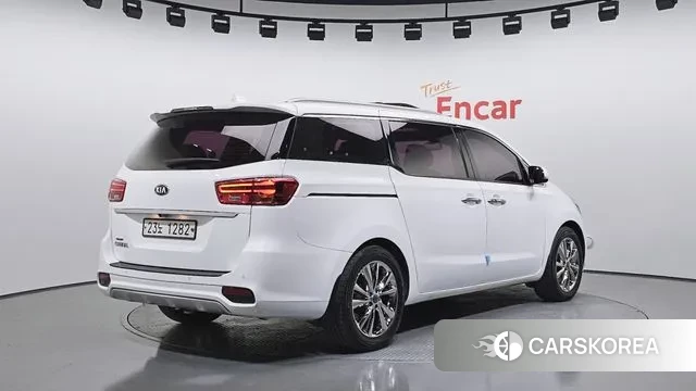 Kia The New Carnival id 3531189 из Кореи 12