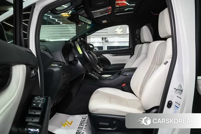 Lexus LM id 4307790 из Китая 12