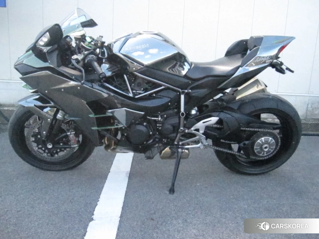 Проданный Kawasaki NINJA H2 2017 из Японии