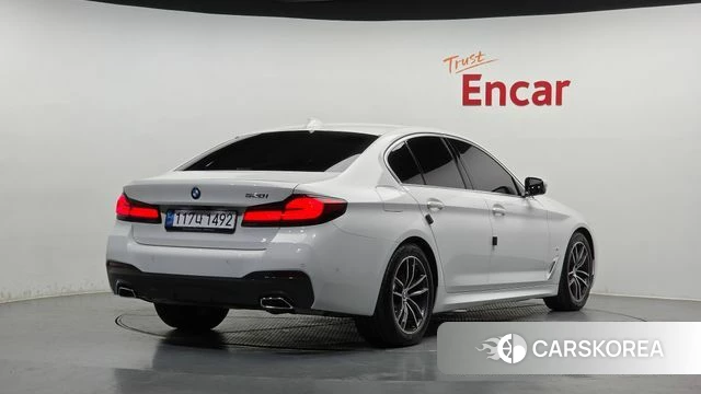 BMW 5 Series (G30) id 4308820 из Кореи 12