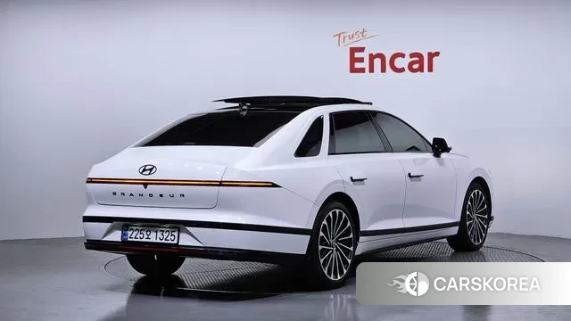 Hyundai Grandeur Hybrid (GN7) id 3327334 из Кореи 12