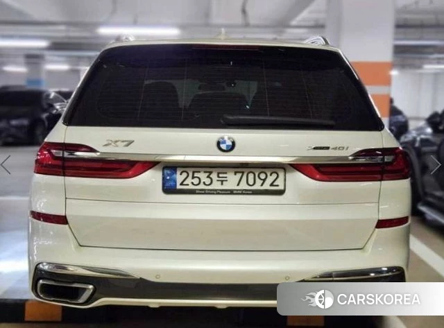 BMW X7 (G07) 2022 Белый из Кореи, фото 2