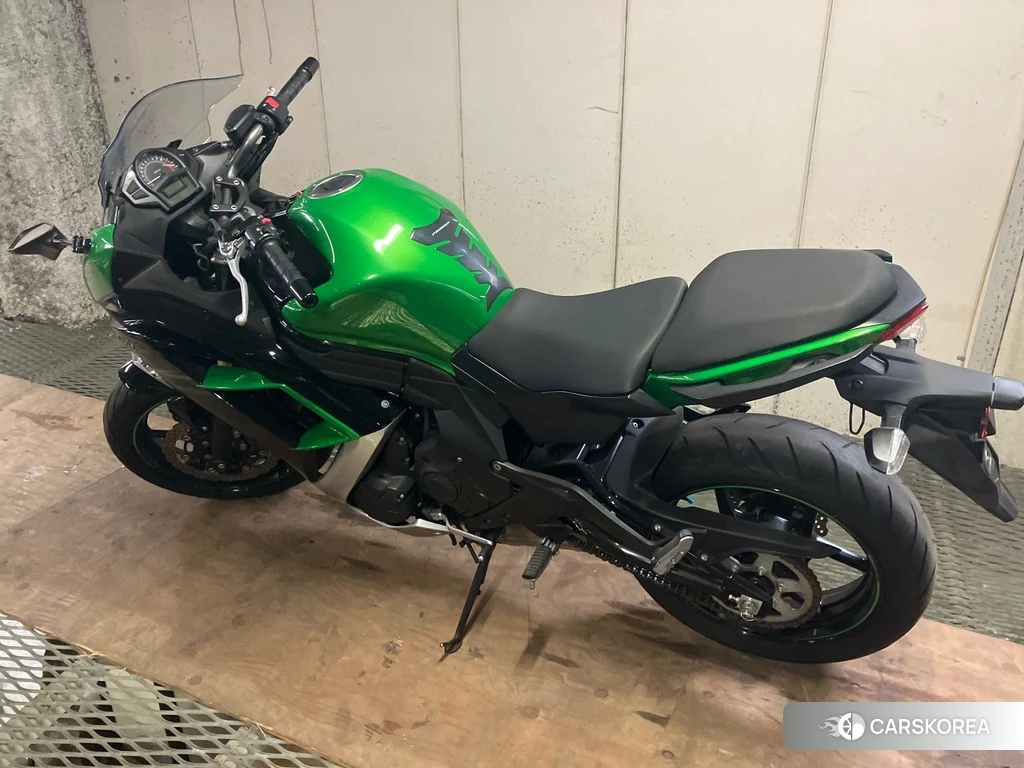 Проданный Kawasaki Ninja 400-2 2015 из Японии