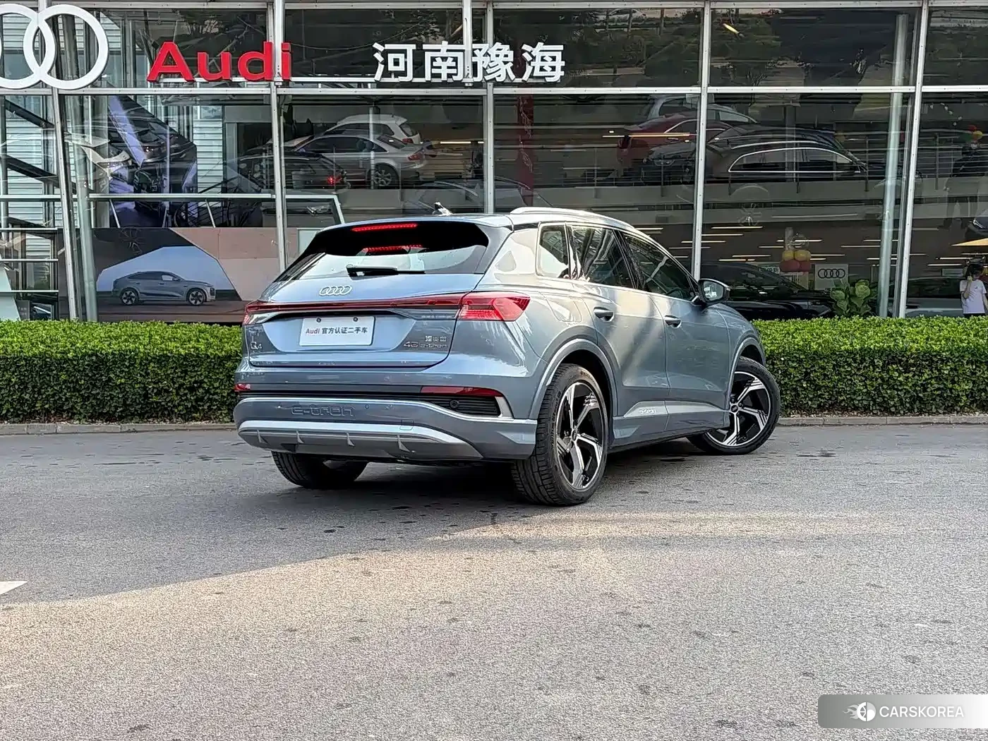 Audi Q4 2024 Синий из Китая, фото 4