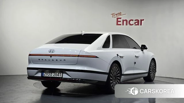 Hyundai Grandeur Hybrid (GN7) id 4488768 из Кореи 12
