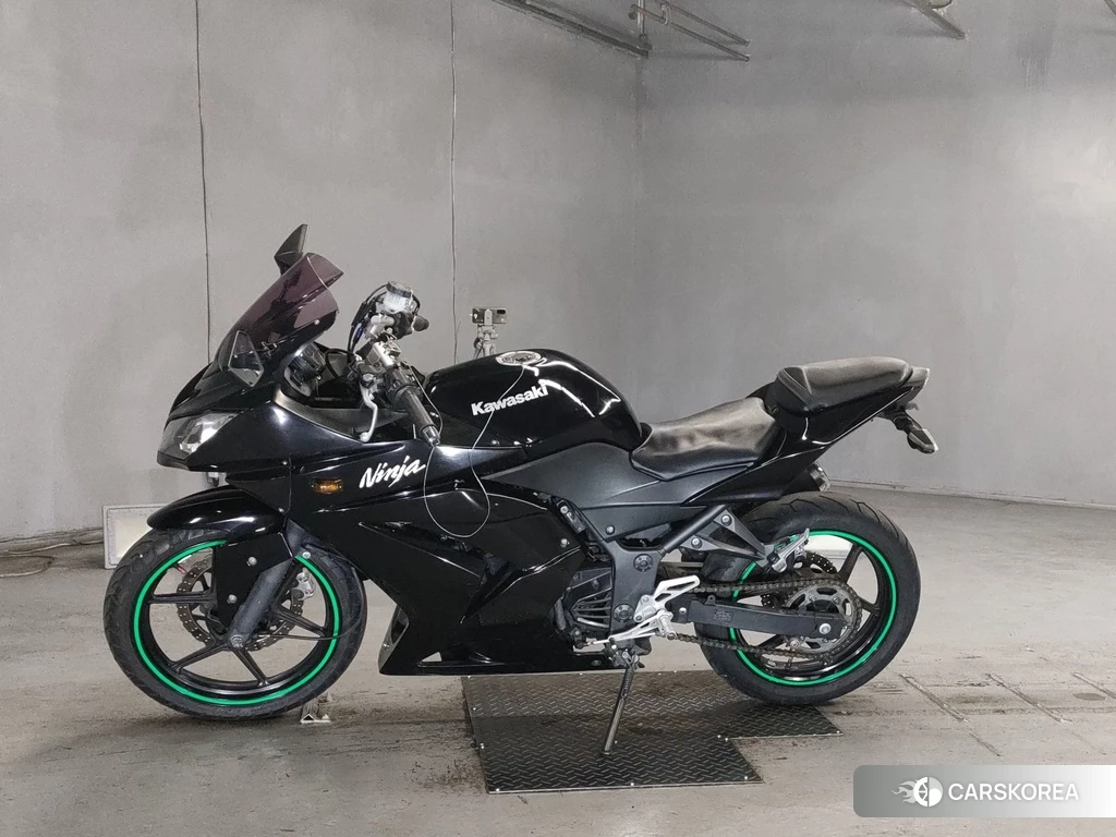 Проданный Kawasaki NINJA 250R id 4173137 из Японии