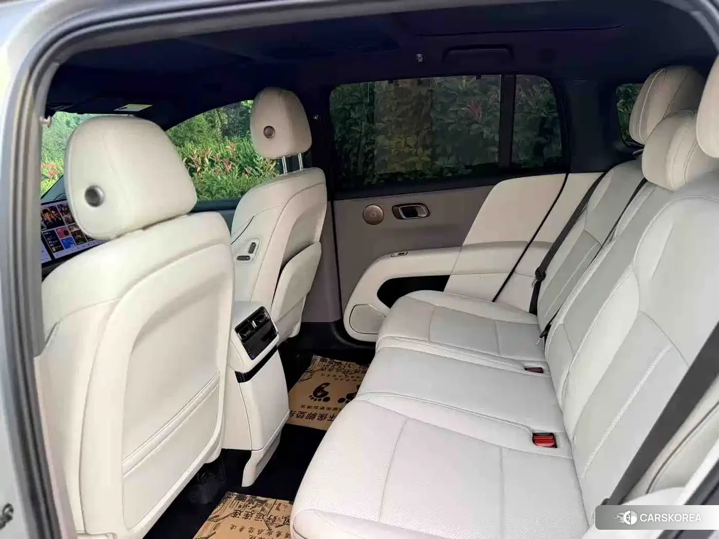 Ideal car Ideal i6 2026 Silver/gray из Китая, фото 2