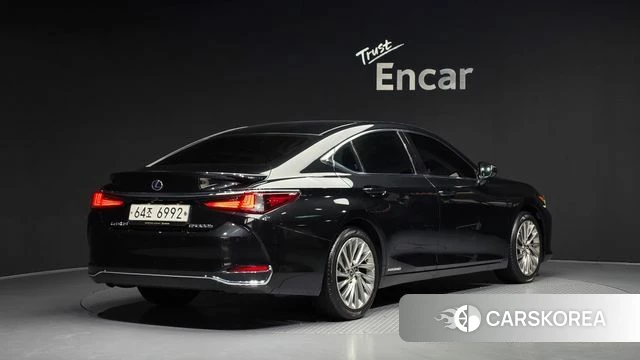 Lexus ES300h 7th generation id 3911698 из Кореи 12