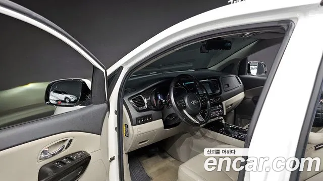 Kia The New Carnival id 2686688 из Кореи 12