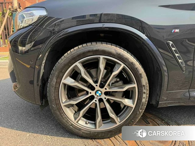 BMW X3 id 4278128 из Китая 9