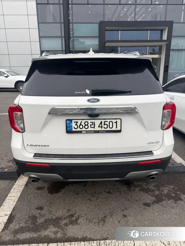 Ford Explorer 6th Generation 2021 Белый из Кореи, фото 2