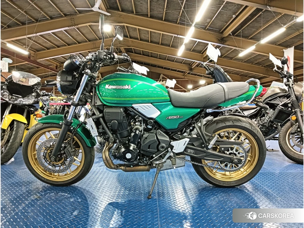 Проданный Kawasaki Z650RS 2022 из Японии, фото 2