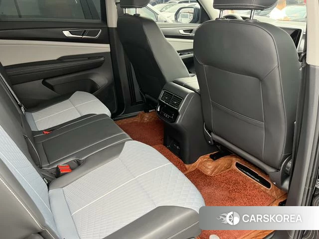 Volkswagen Tourang id 4314126 из Китая 12