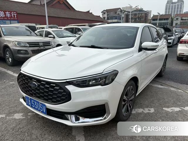 Ford Forrest 2022 Белый из Китая, фото 2
