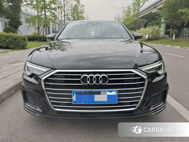 Audi A6L 2021 Черный из Китая, фото 5