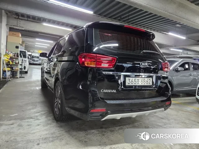 Kia The New Carnival id 3789433 из Кореи 12