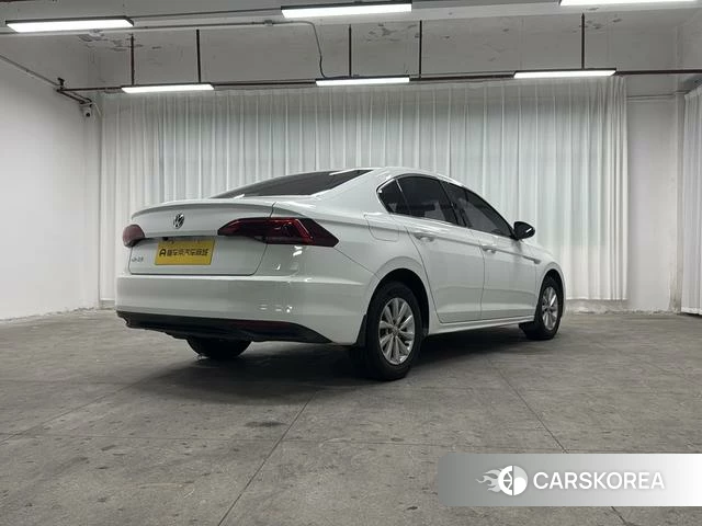 Volkswagen Bora id 4221873 из Китая 12